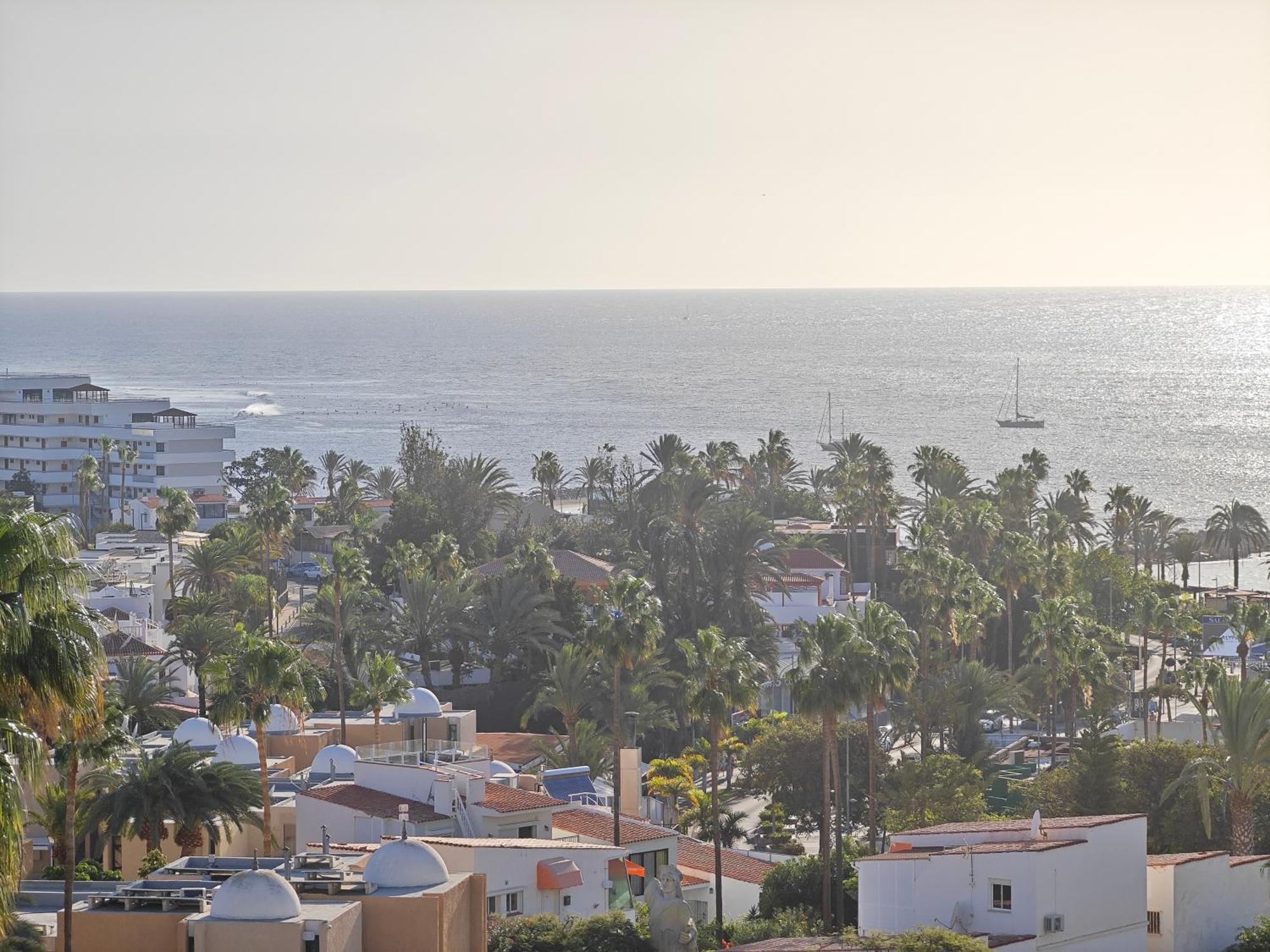 Blanco&Azul - Comfortable Ocean View Apartment Next To The Beach Playa de las Americas  Exteriör bild