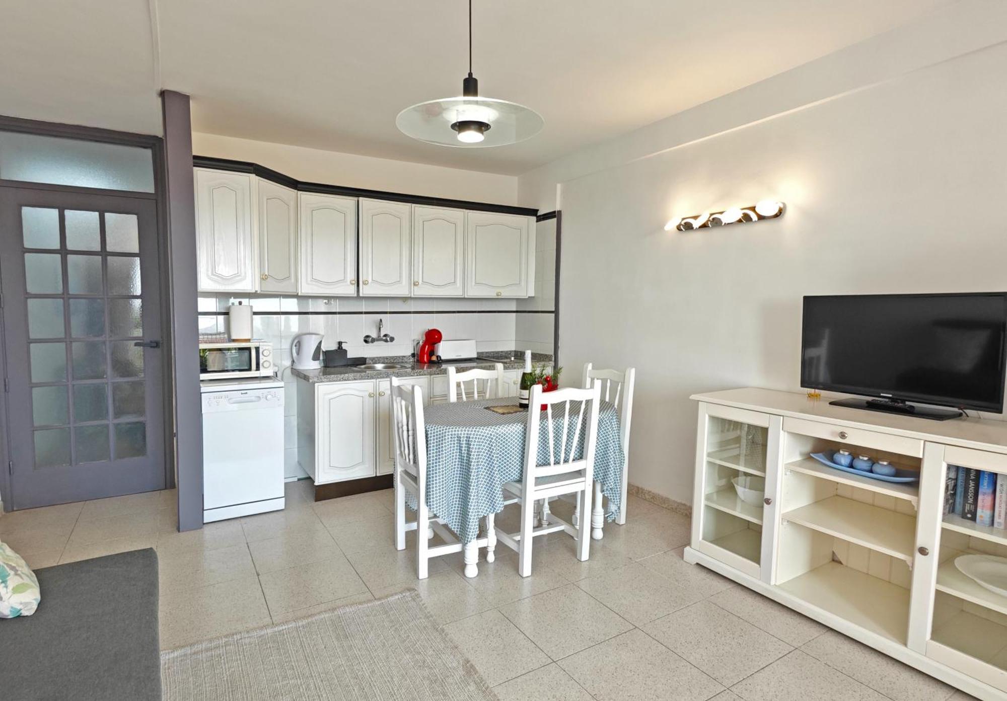 Blanco&Azul - Comfortable Ocean View Apartment Next To The Beach Playa de las Americas  Exteriör bild